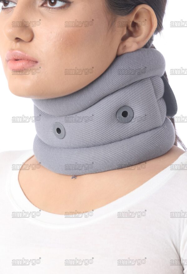 Cervical Collar Soft Eyelet Premium